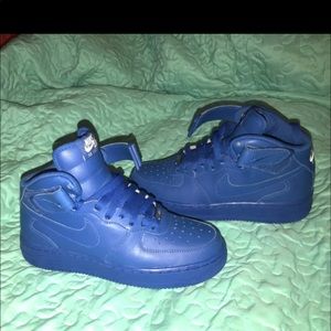 Womens size 7 Nike Air Force Ones